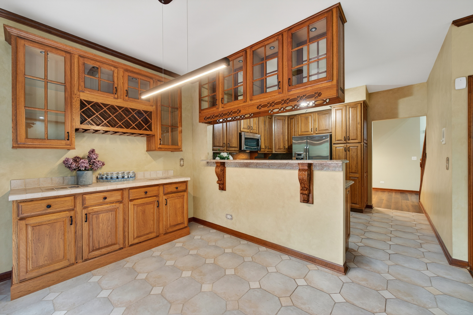1572 Treeline Court, Naperville, IL 60565