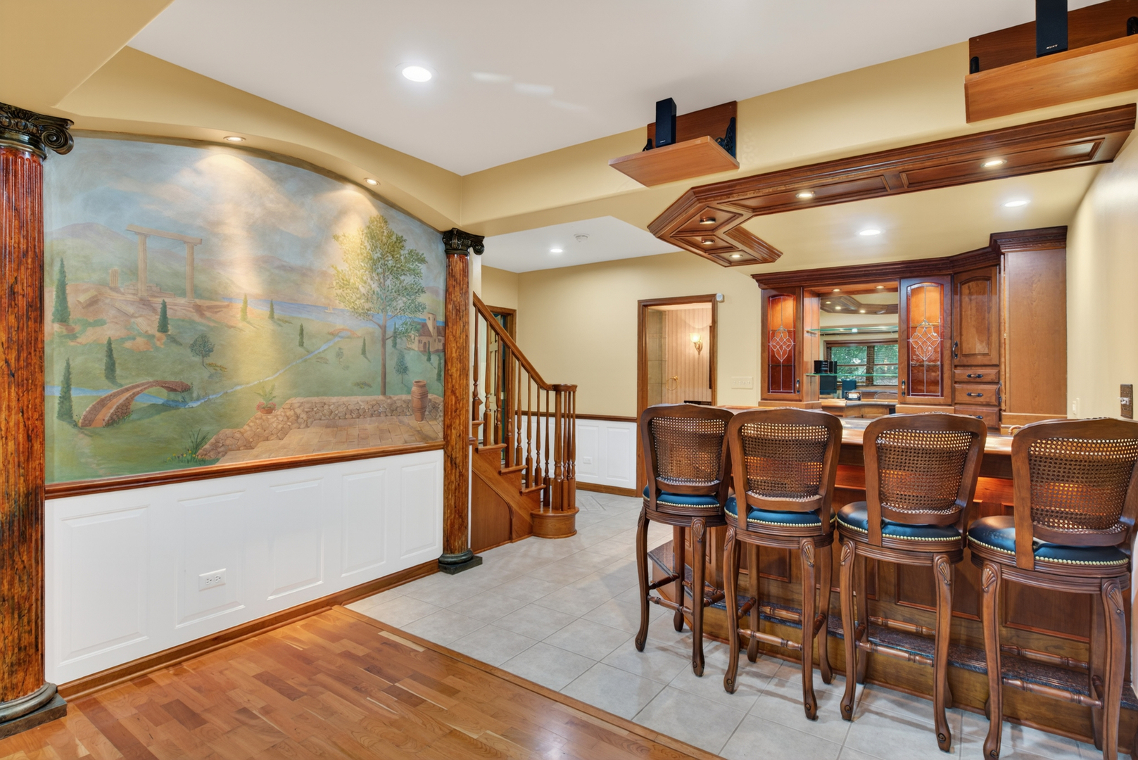 1572 Treeline Court, Naperville, IL 60565