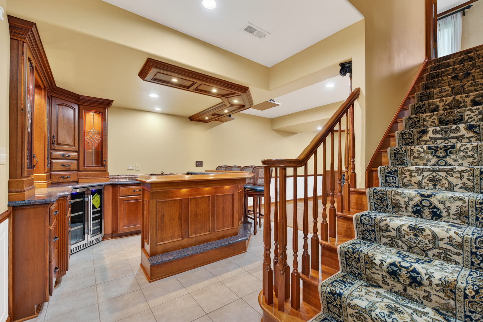 1572 Treeline Court, Naperville, IL 60565