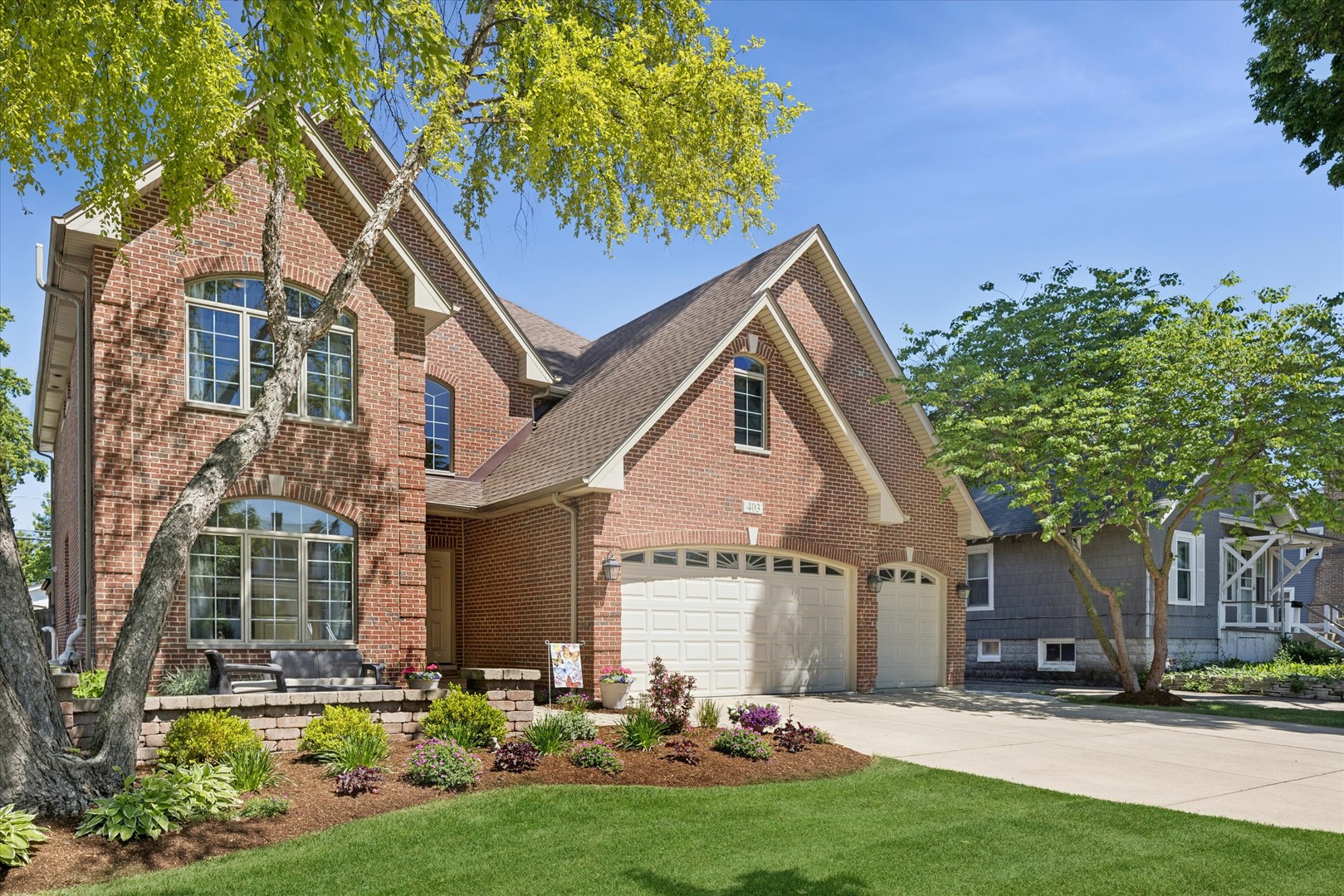 403 S Fairview Avenue, Elmhurst, IL 60126