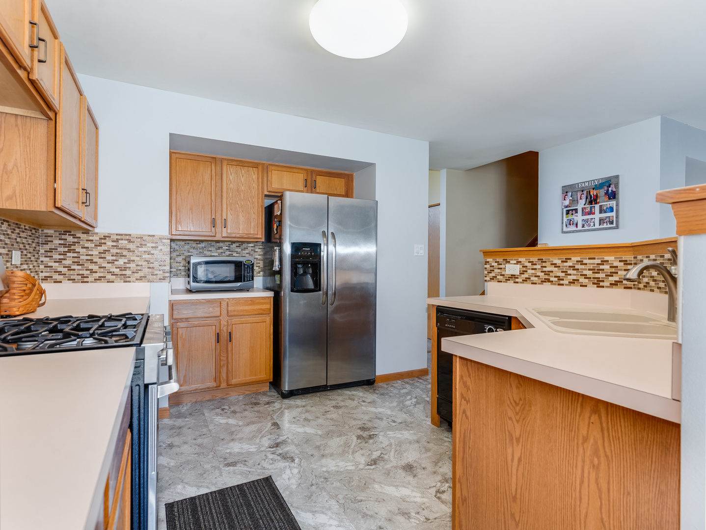 604 Silver Creek Drive, Joliet, IL 60431