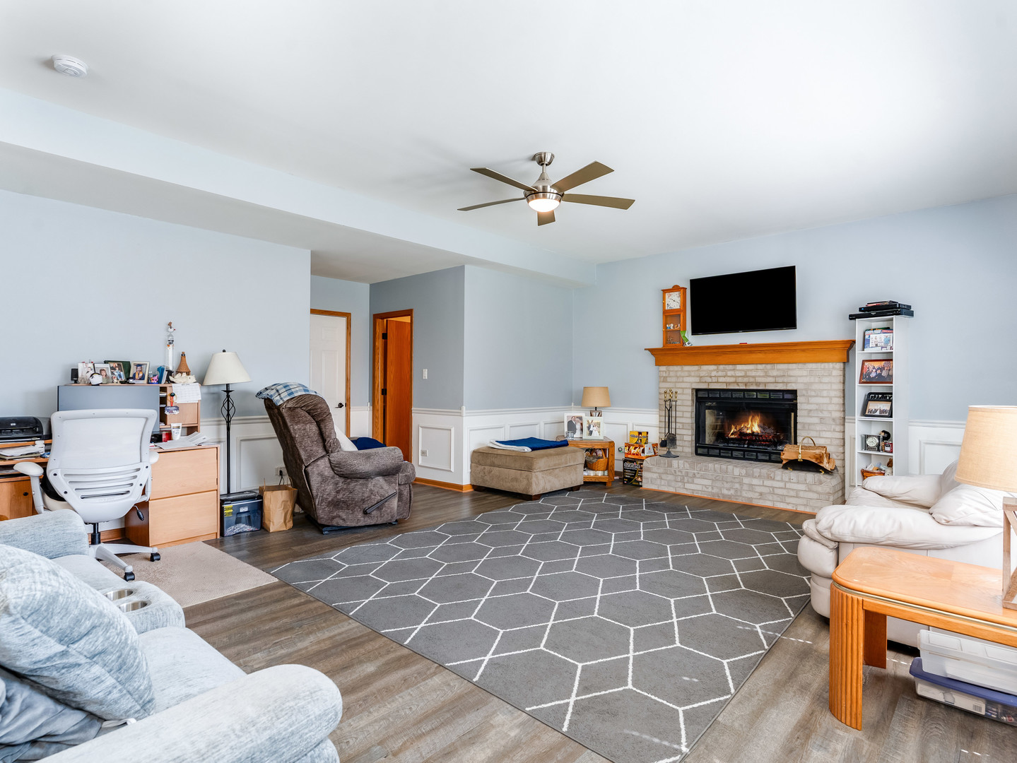 604 Silver Creek Drive, Joliet, IL 60431