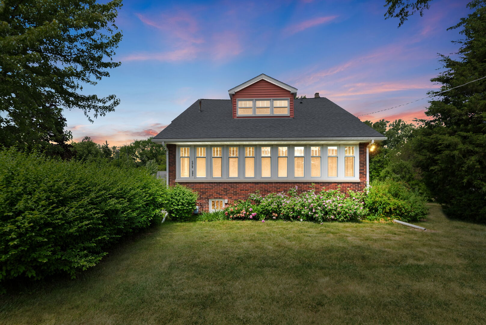 285 Chestnut Street, Antioch, IL 60002