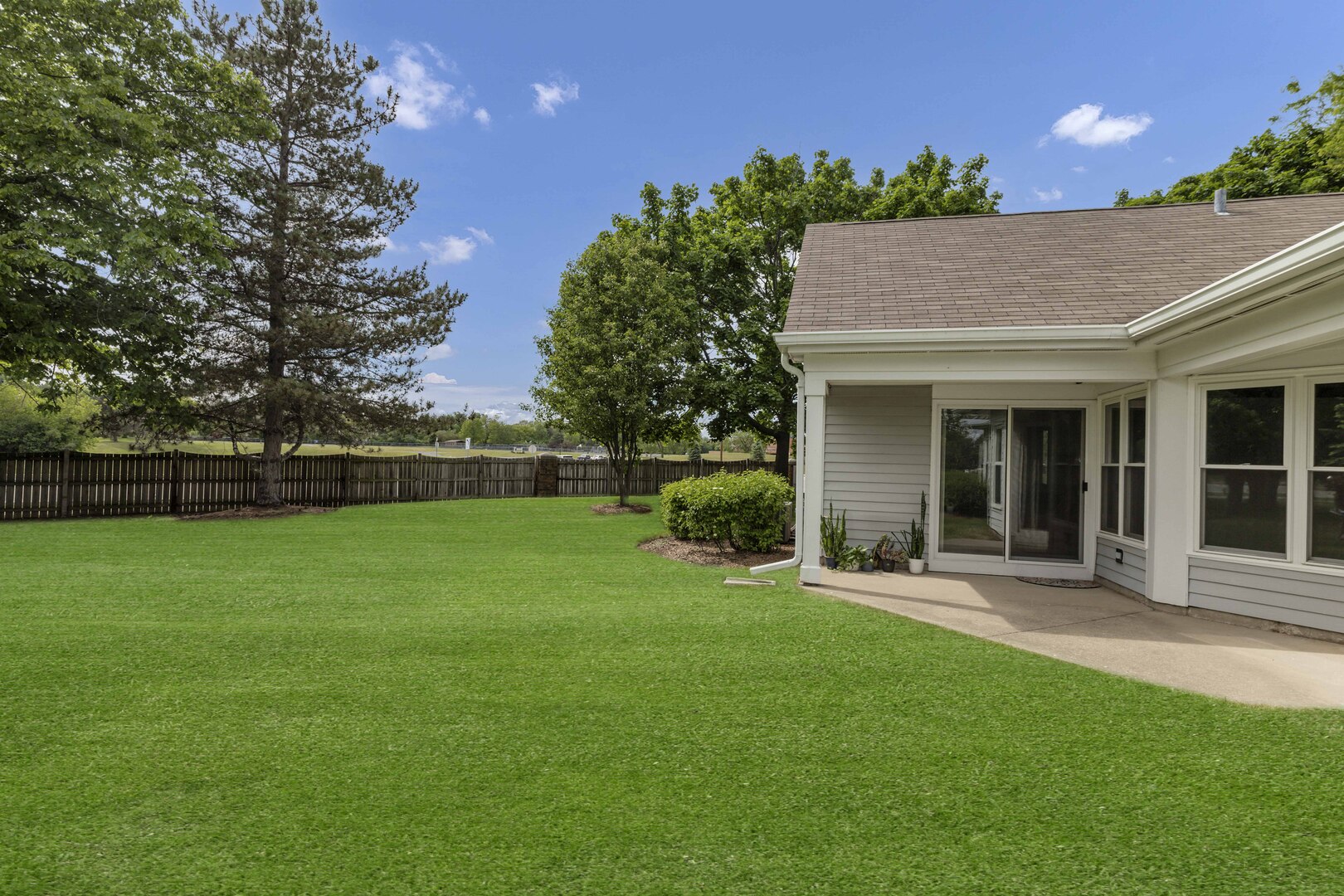 501 Banyan Tree Lane, Buffalo Grove, IL 60089