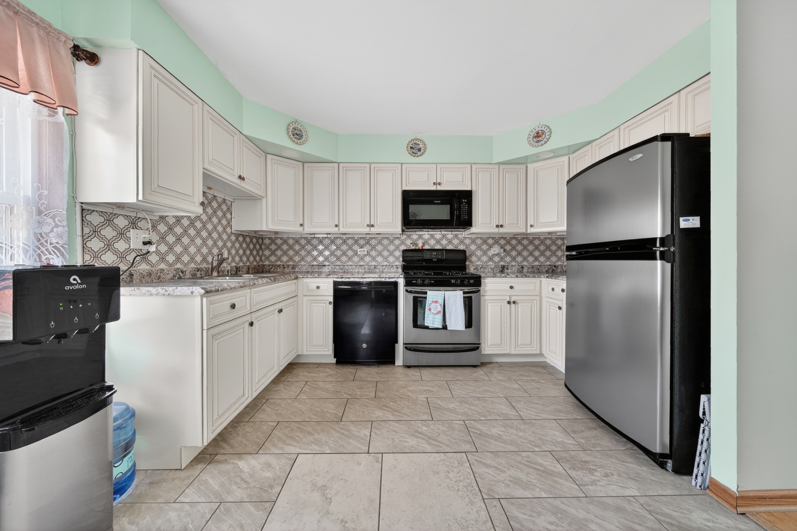 1104 Basin Drive, Lockport, IL 60441