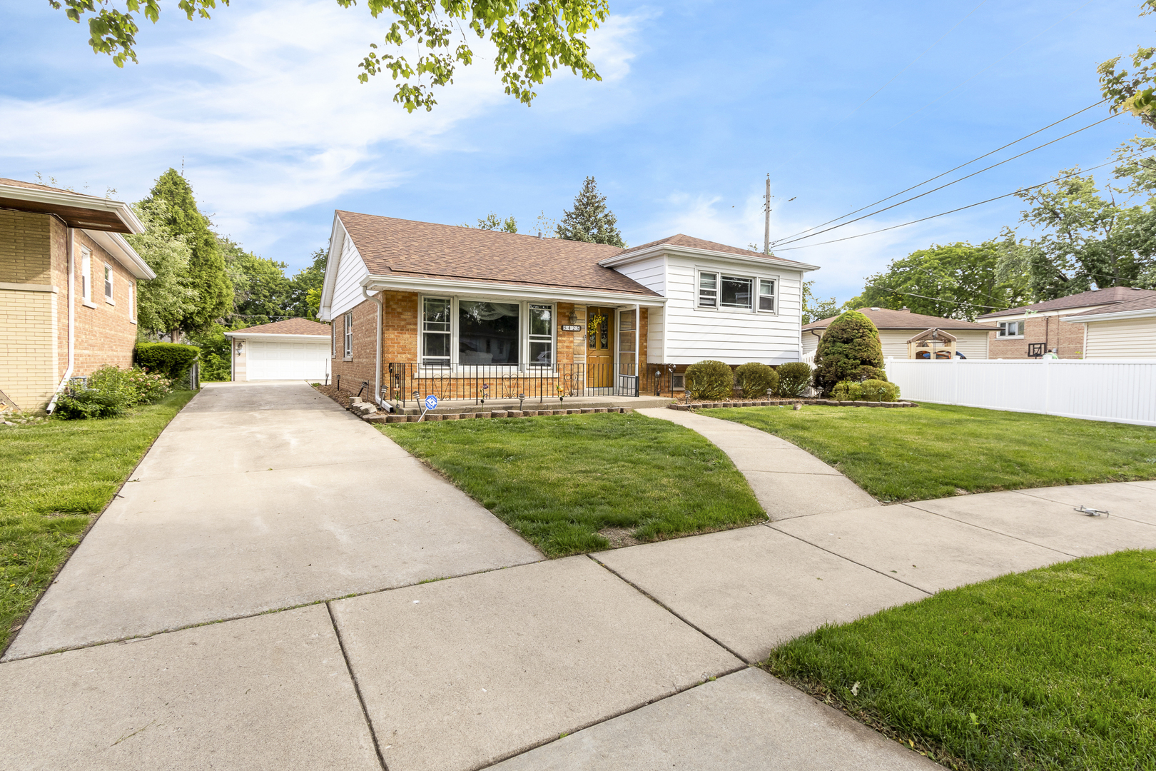 5425 Drury Lane, Oak Lawn, IL 60453