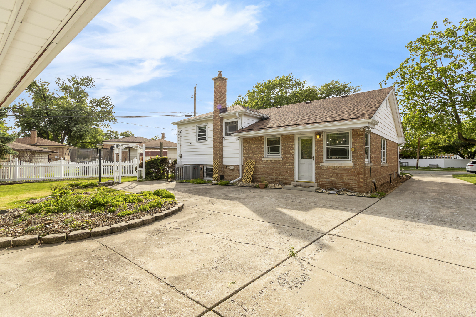 5425 Drury Lane, Oak Lawn, IL 60453