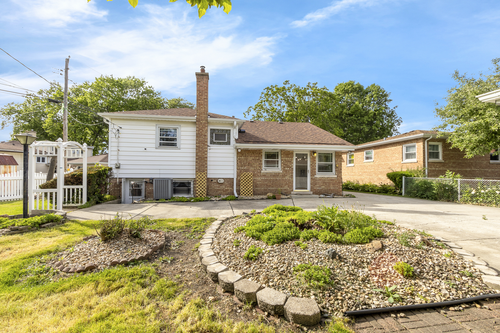 5425 Drury Lane, Oak Lawn, IL 60453