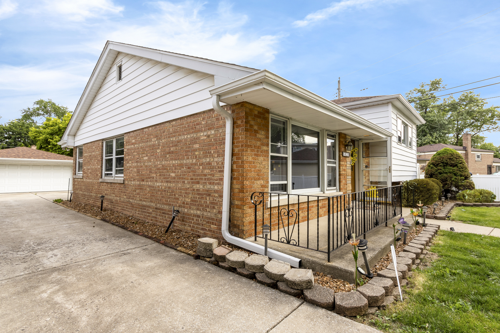 5425 Drury Lane, Oak Lawn, IL 60453
