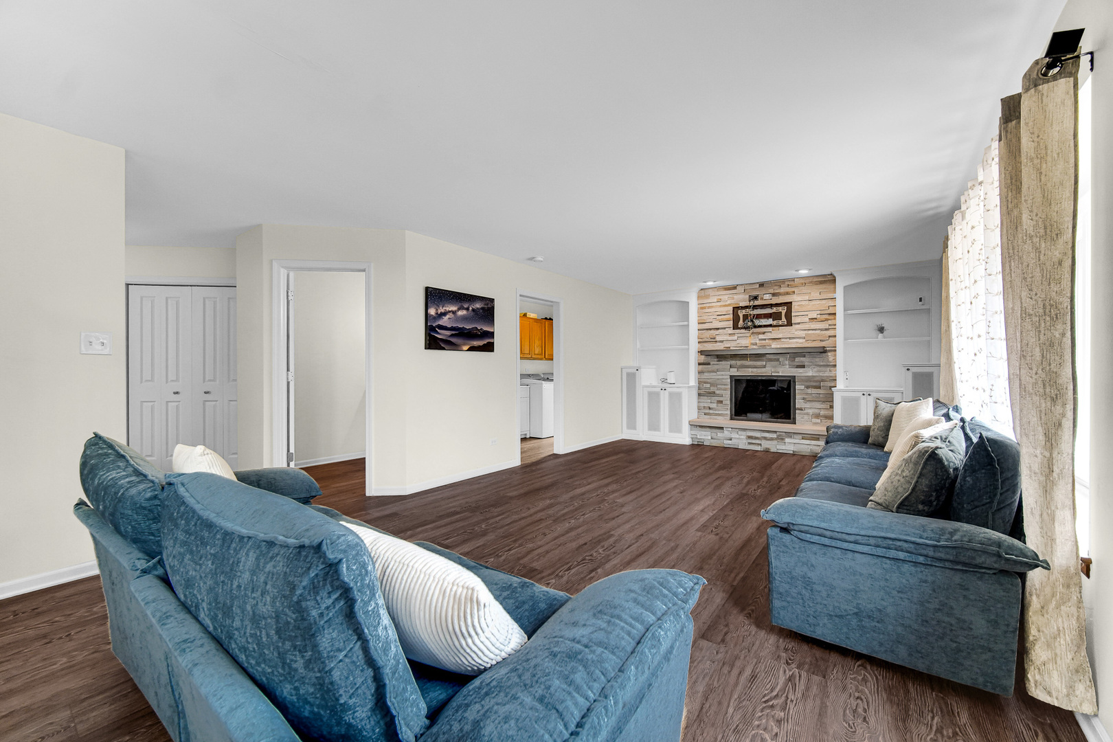 21147 Hunter Woods Drive, Frankfort, IL 60423