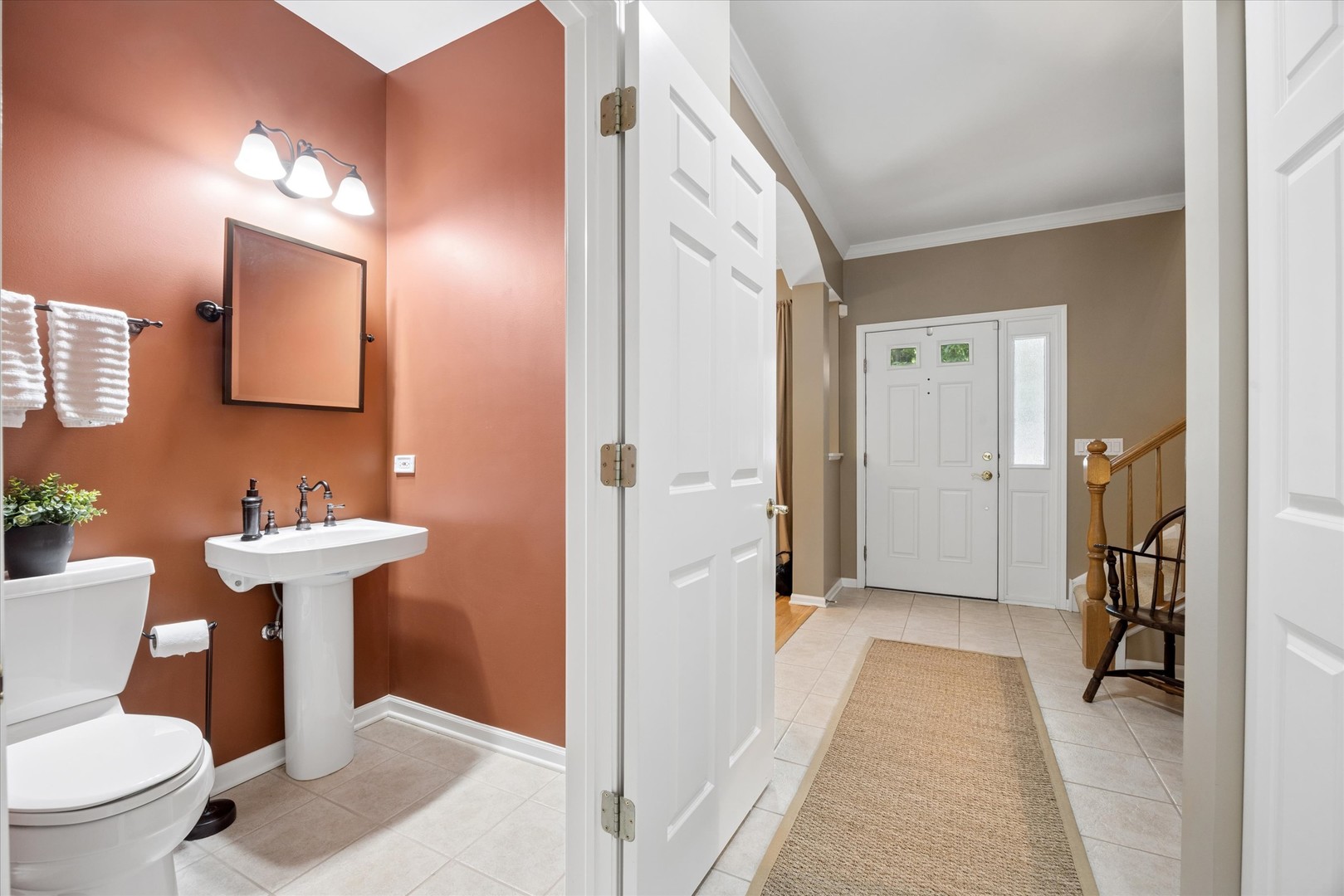 621 Dunhill Lane, Carol Stream, IL 60188