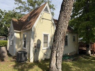 2816 Magellan Drive, McHenry, IL 60051