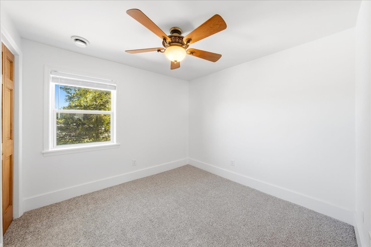 317 E Dearborn Street, Plano, IL 60545