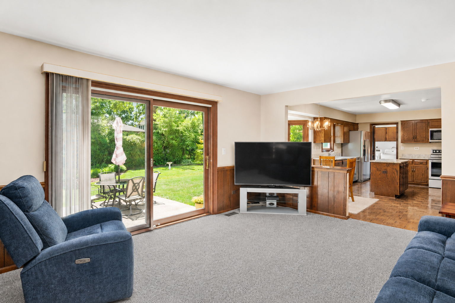215 Alpine Drive, Lake Zurich, IL 60047