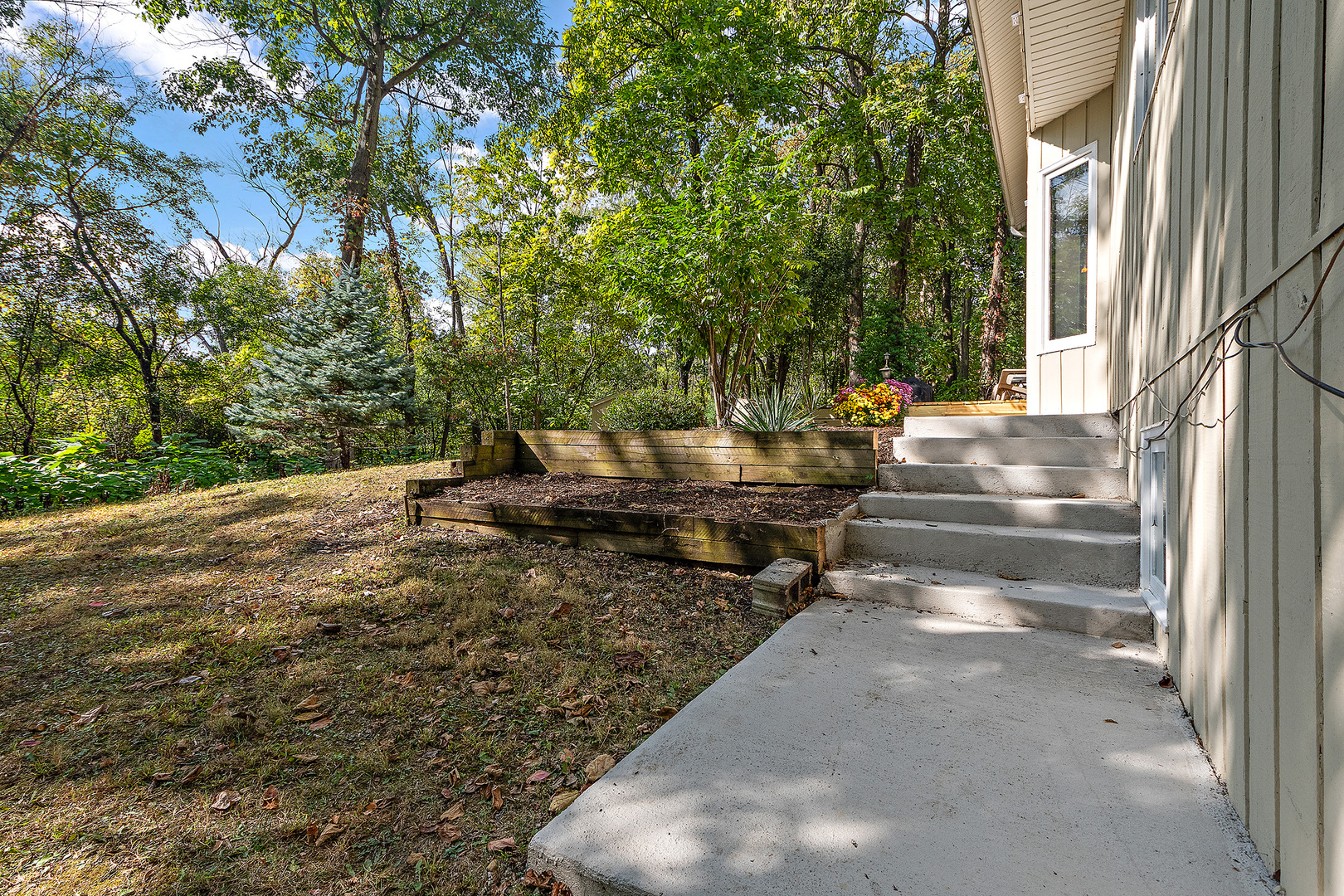 1935 Green Trails Drive, Lisle, IL 60532