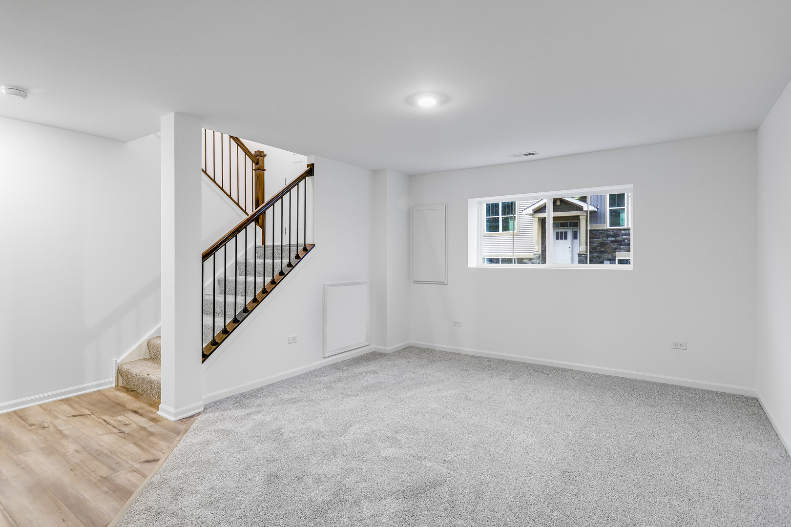 437 Red Oak Circle, Volo, IL 60020