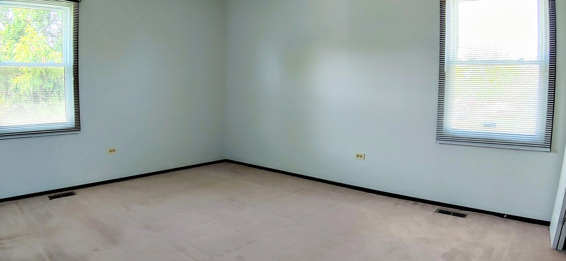 1070 Glouchester Harbor #1070, Schaumburg, IL 60193