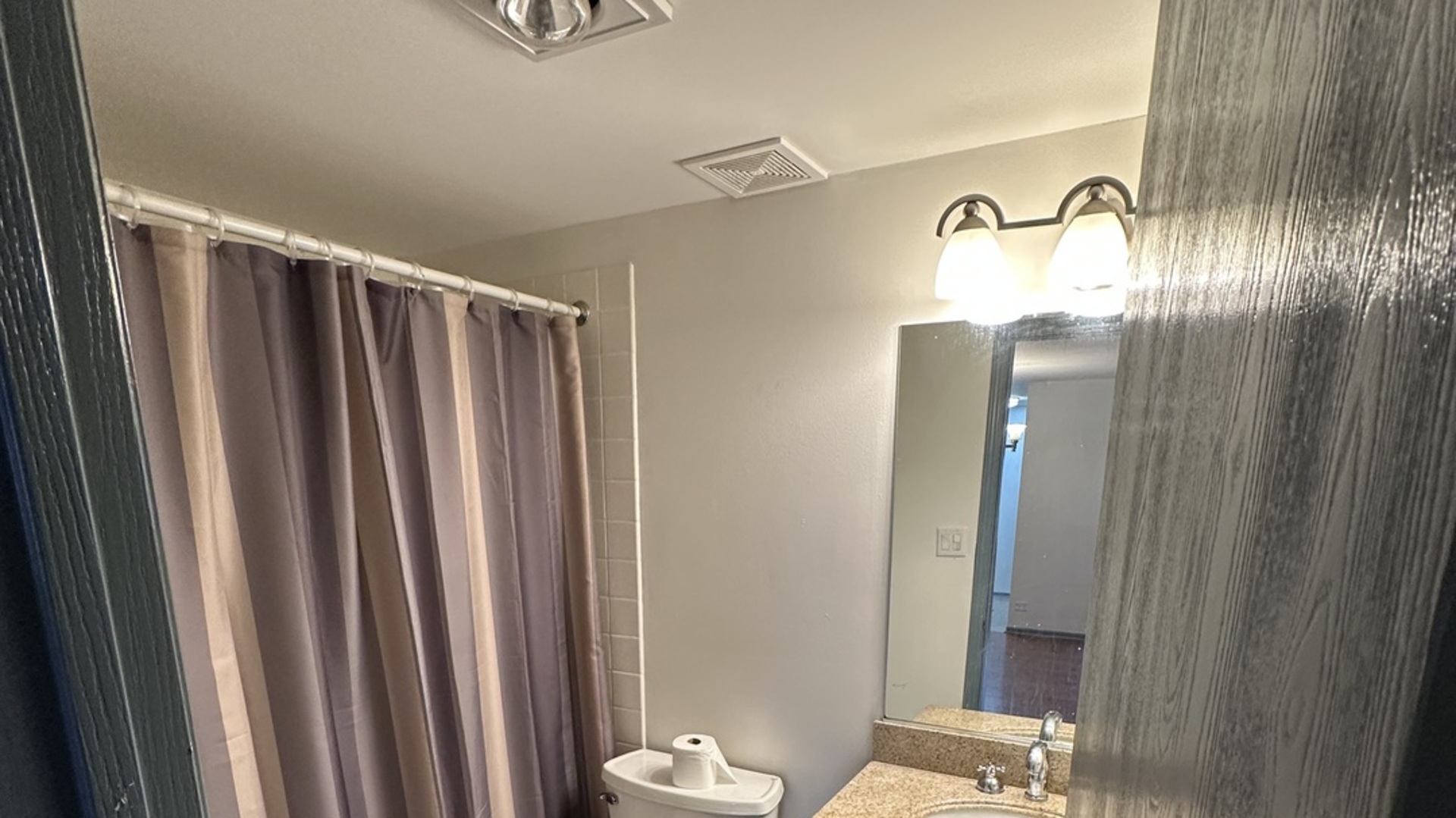 75 Kristin Circle #613, Schaumburg, IL 60195