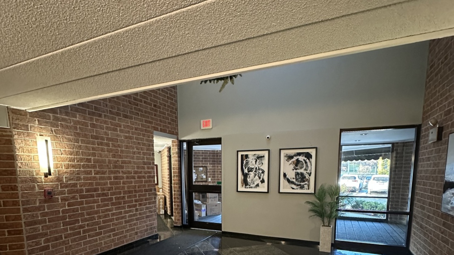 75 Kristin Circle #613, Schaumburg, IL 60195