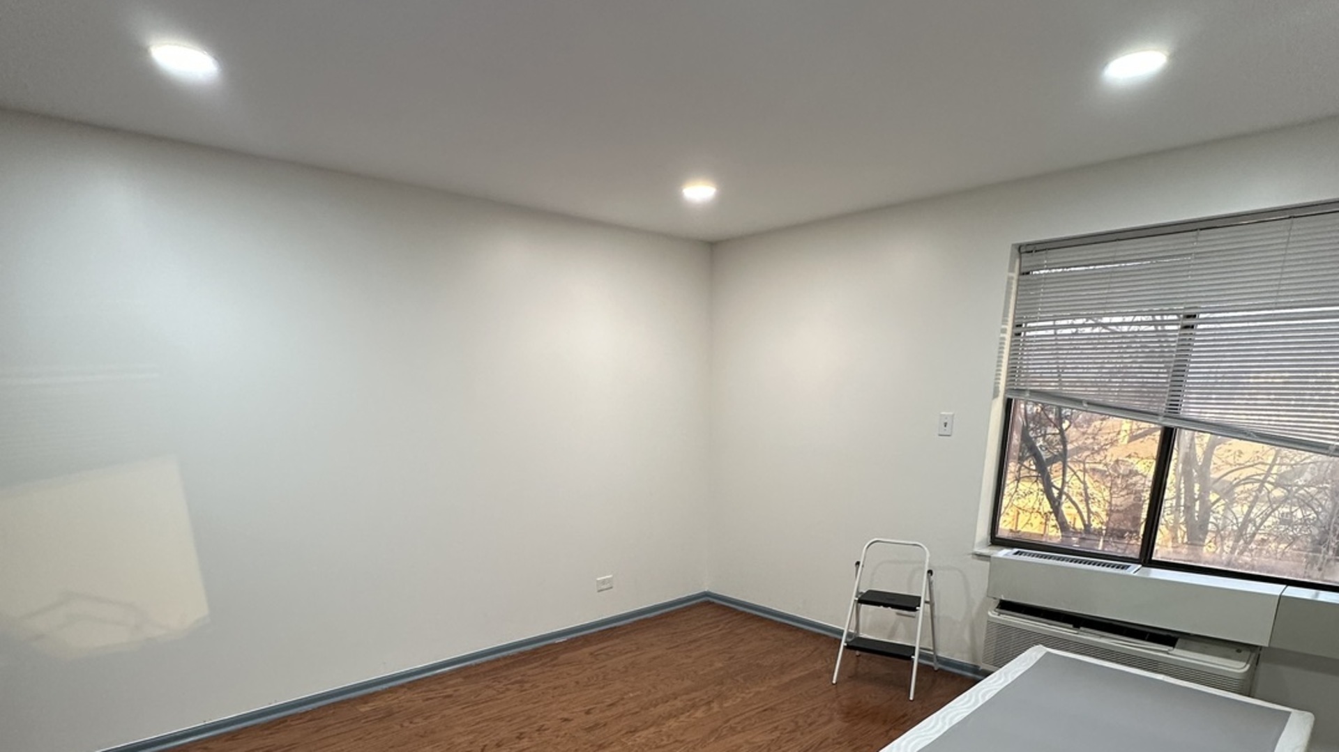 75 Kristin Circle #613, Schaumburg, IL 60195