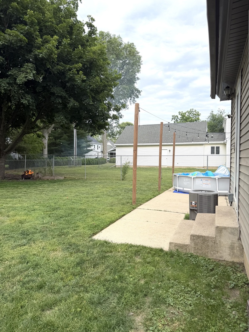 613 W Henry Street, Pontiac, IL 61764