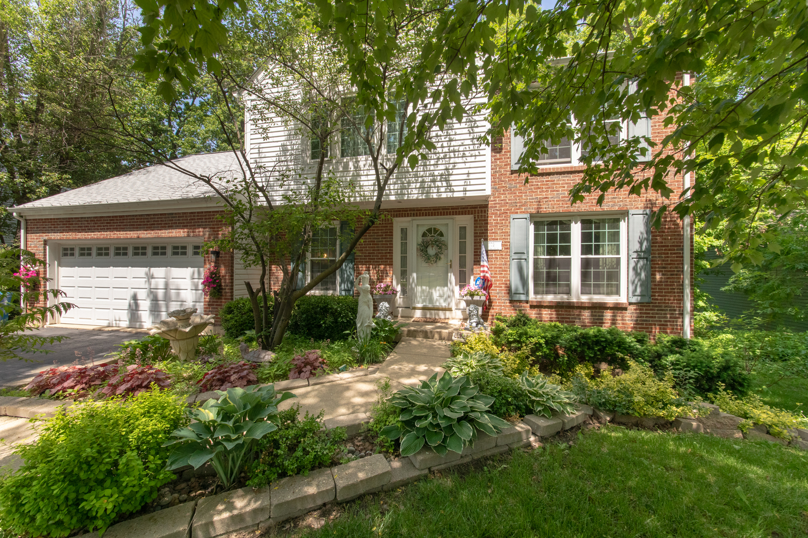 772 Red Oak Drive, Bartlett, IL 60103
