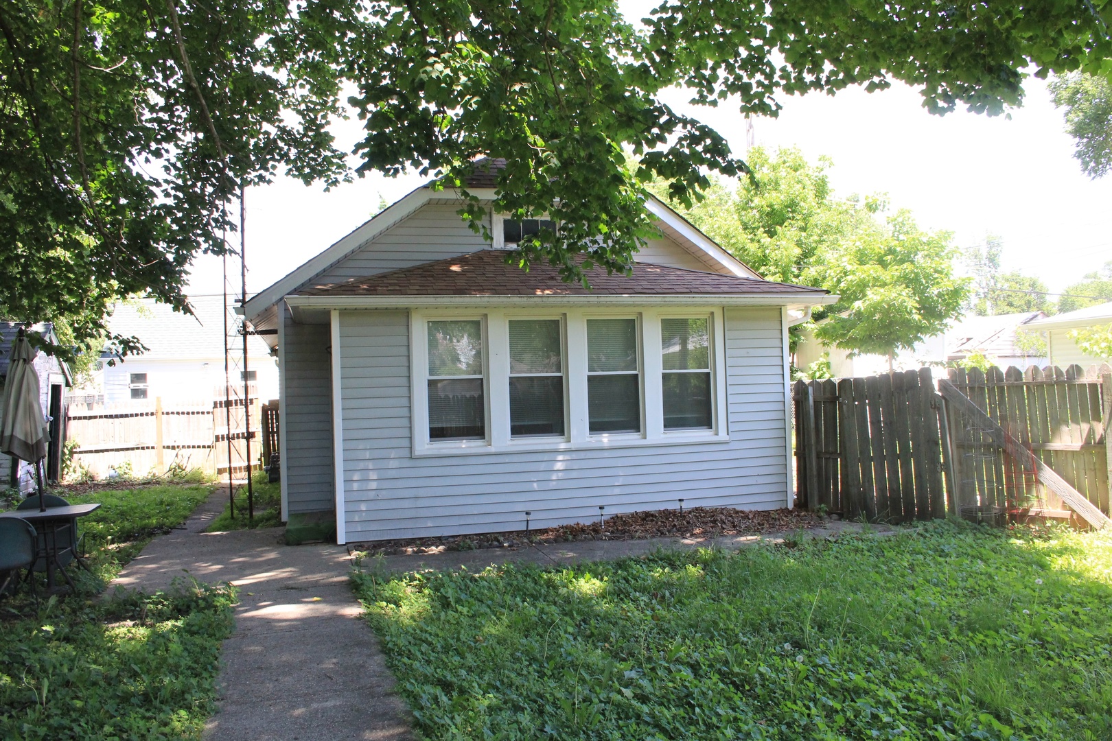 812 E Benton Street, Morris, IL 60450