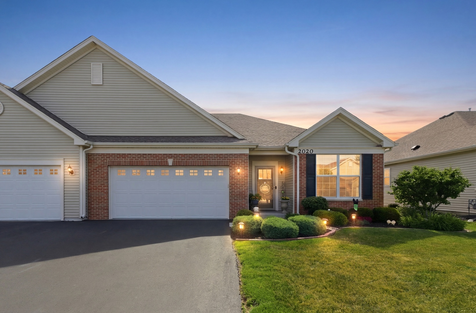 2020 Tremont Lane, Joliet, IL 60431