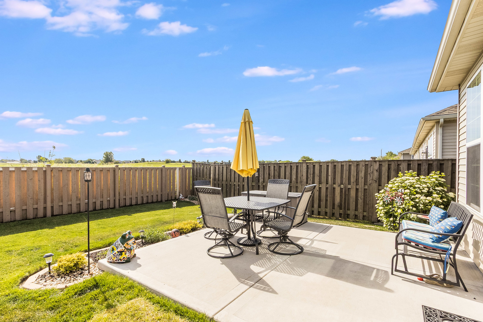 2020 Tremont Lane, Joliet, IL 60431