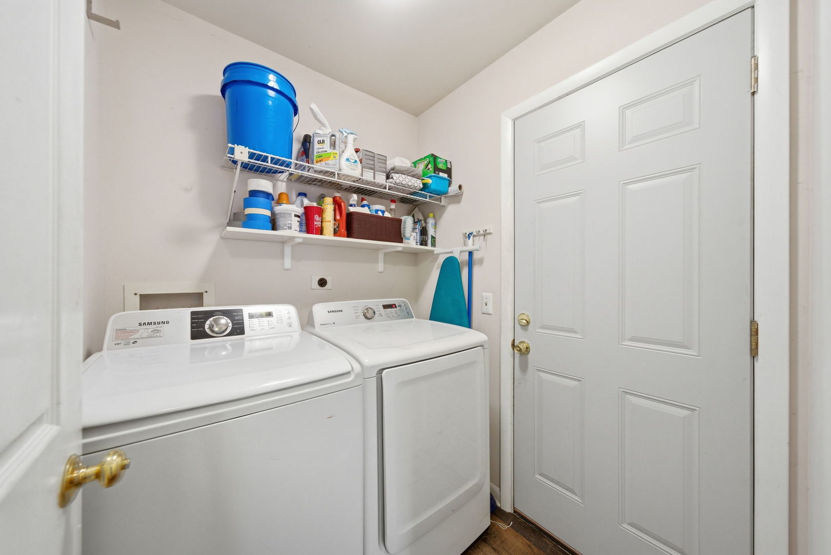 2S445 Sanchez Drive, Warrenville, IL 60555