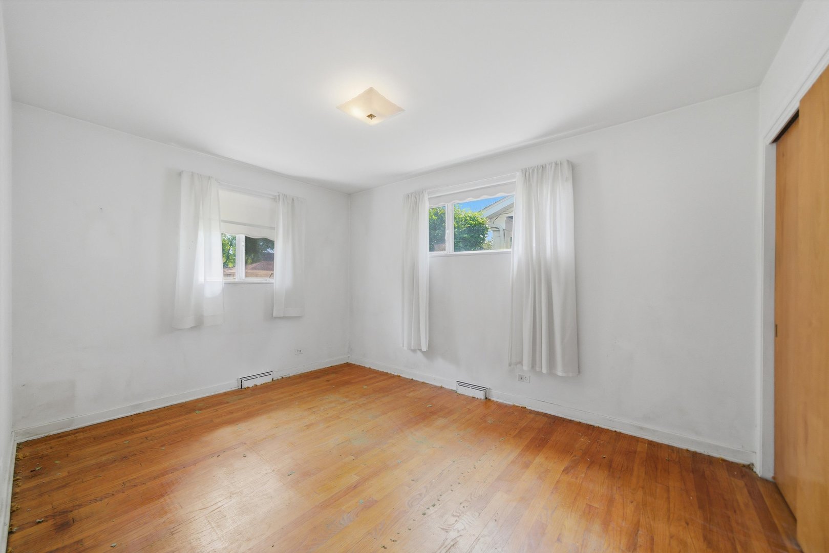 415 N Highland Avenue, Elmhurst, IL 60126