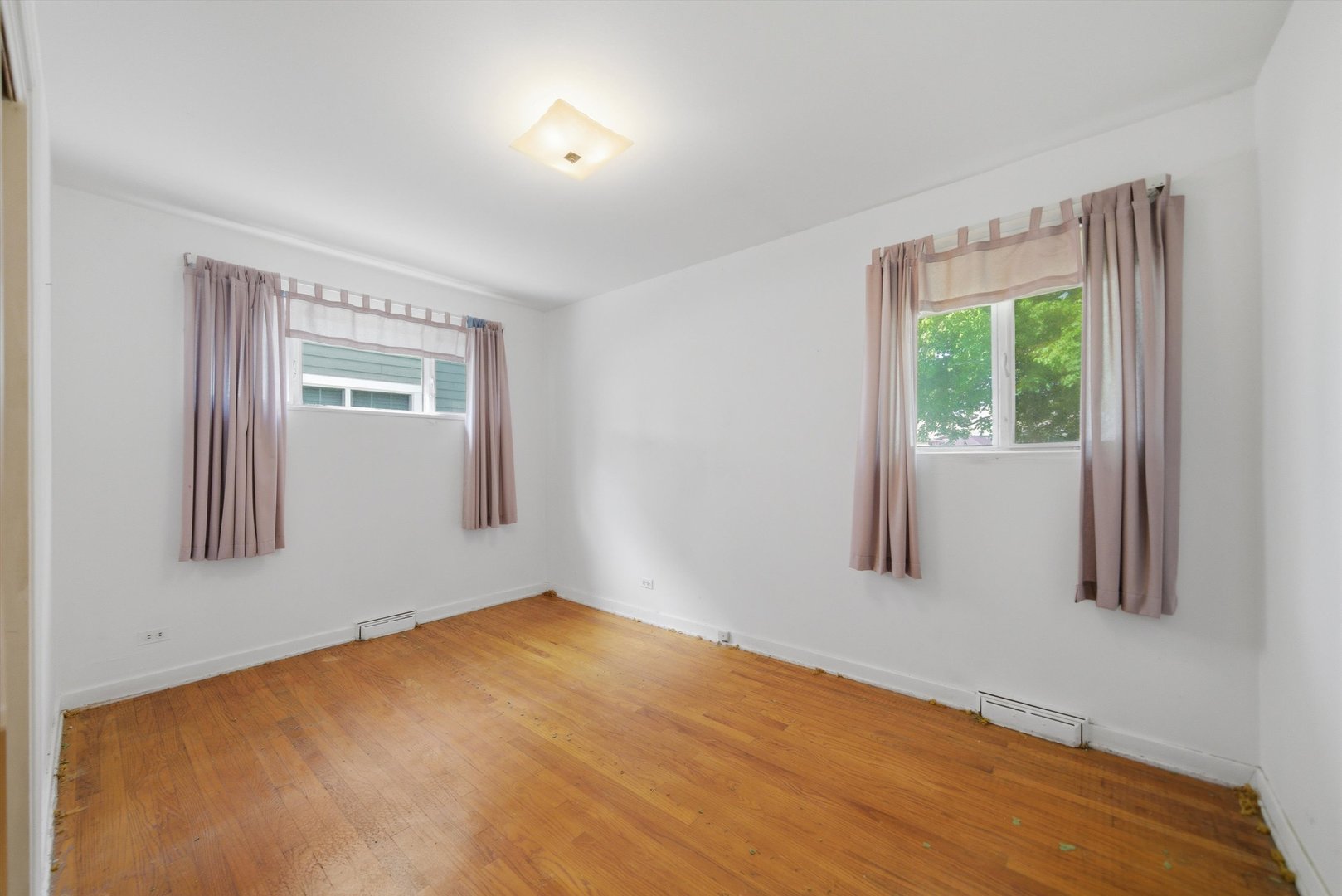 415 N Highland Avenue, Elmhurst, IL 60126