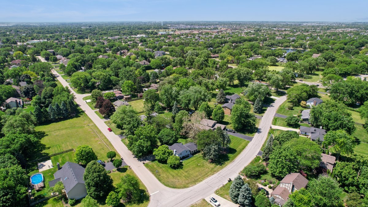28W691 Leverenz Road, Naperville, IL 60564