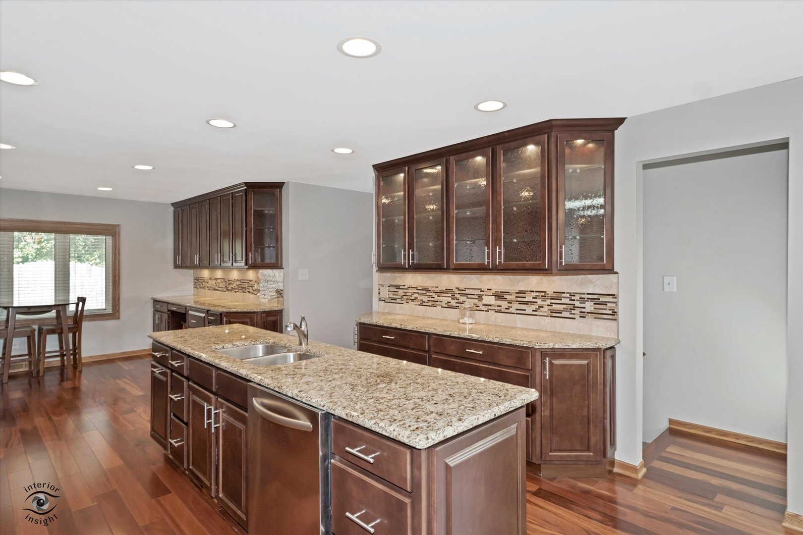7708 Palm Drive, Orland Park, IL 60462