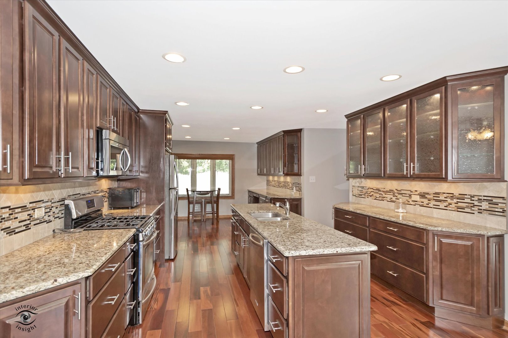 7708 Palm Drive, Orland Park, IL 60462