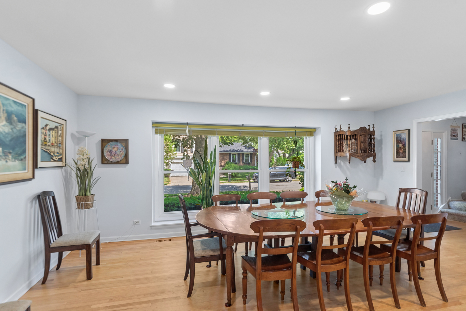 1380 Logsdon Lane, Buffalo Grove, IL 60089
