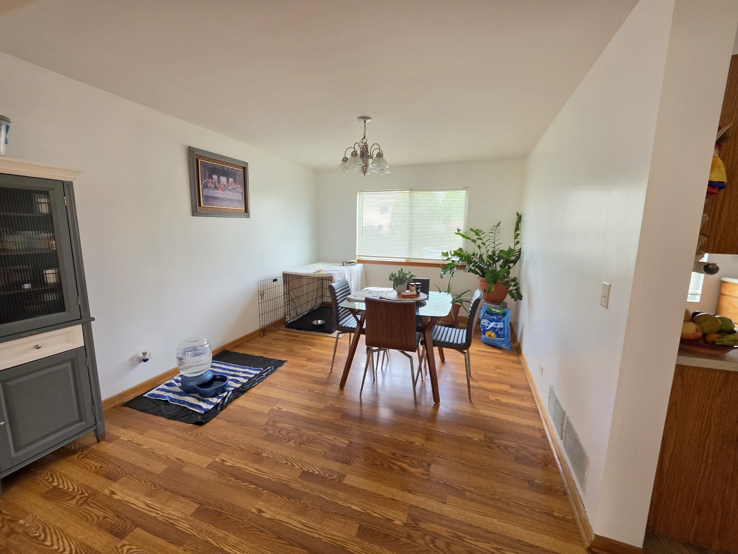 2400 Mark Avenue, Zion, IL 60099