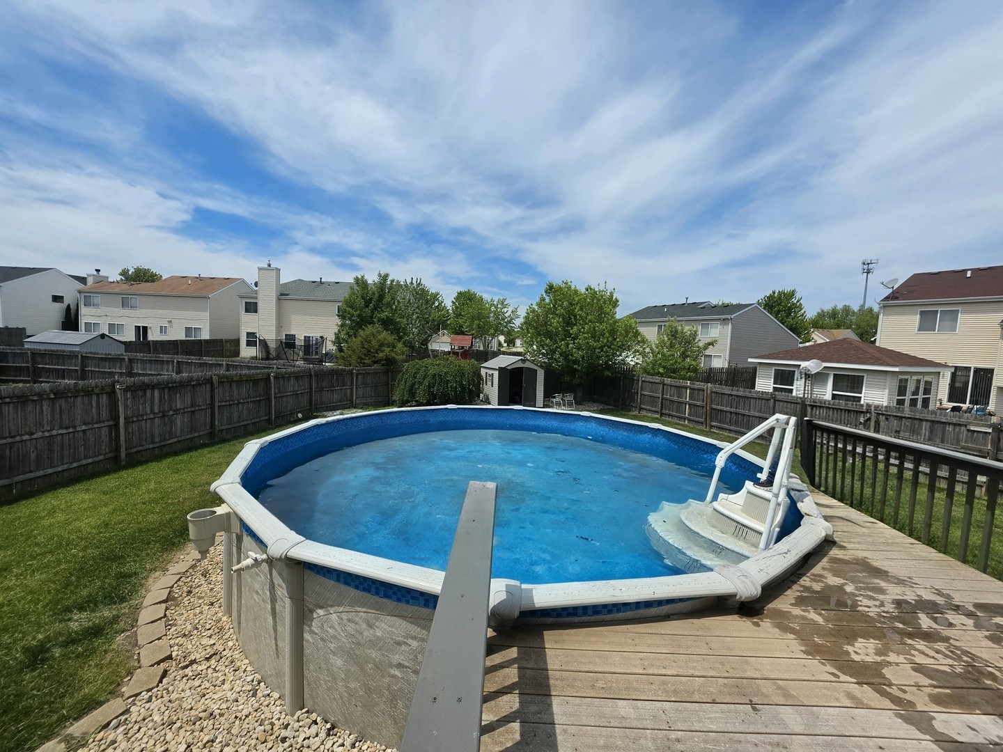 2400 Mark Avenue, Zion, IL 60099