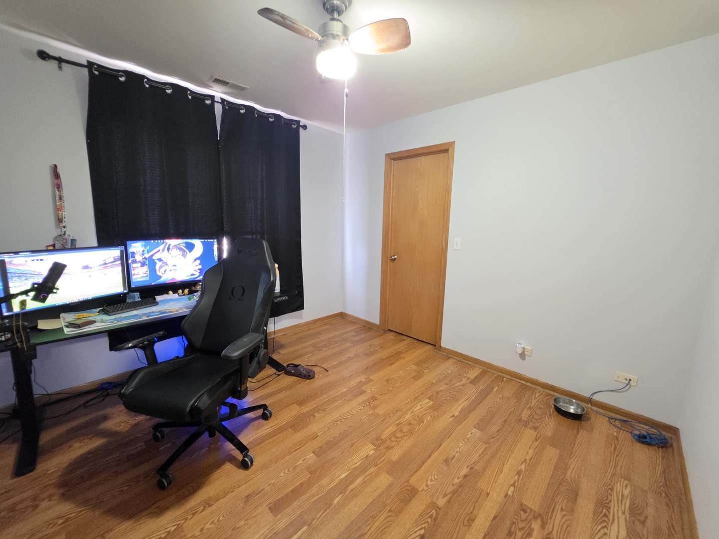 2400 Mark Avenue, Zion, IL 60099