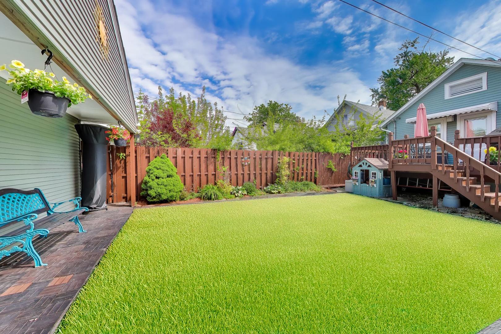 1005 Hannah Avenue, Forest Park, IL 60130