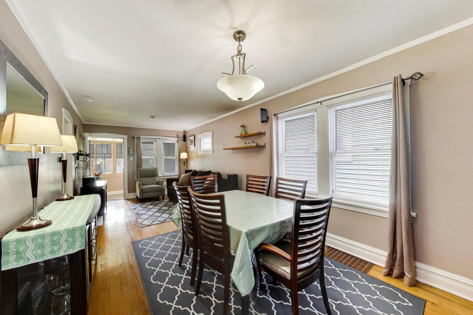 1005 Hannah Avenue, Forest Park, IL 60130