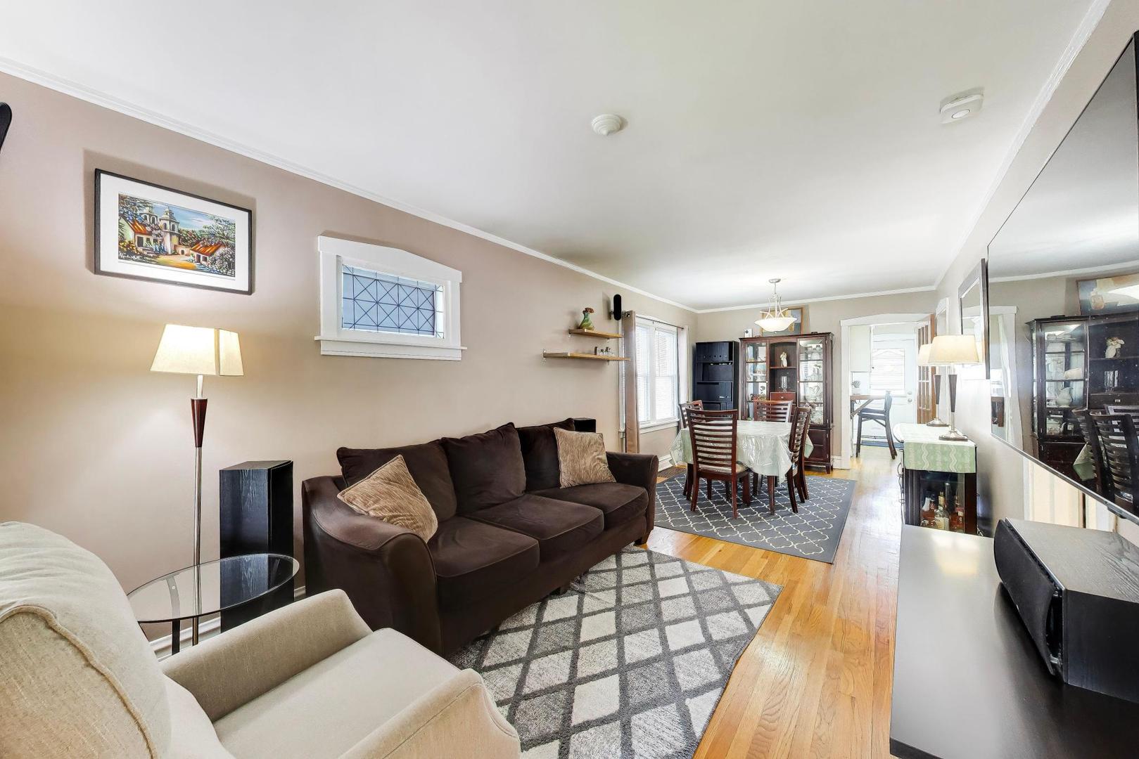 1005 Hannah Avenue, Forest Park, IL 60130