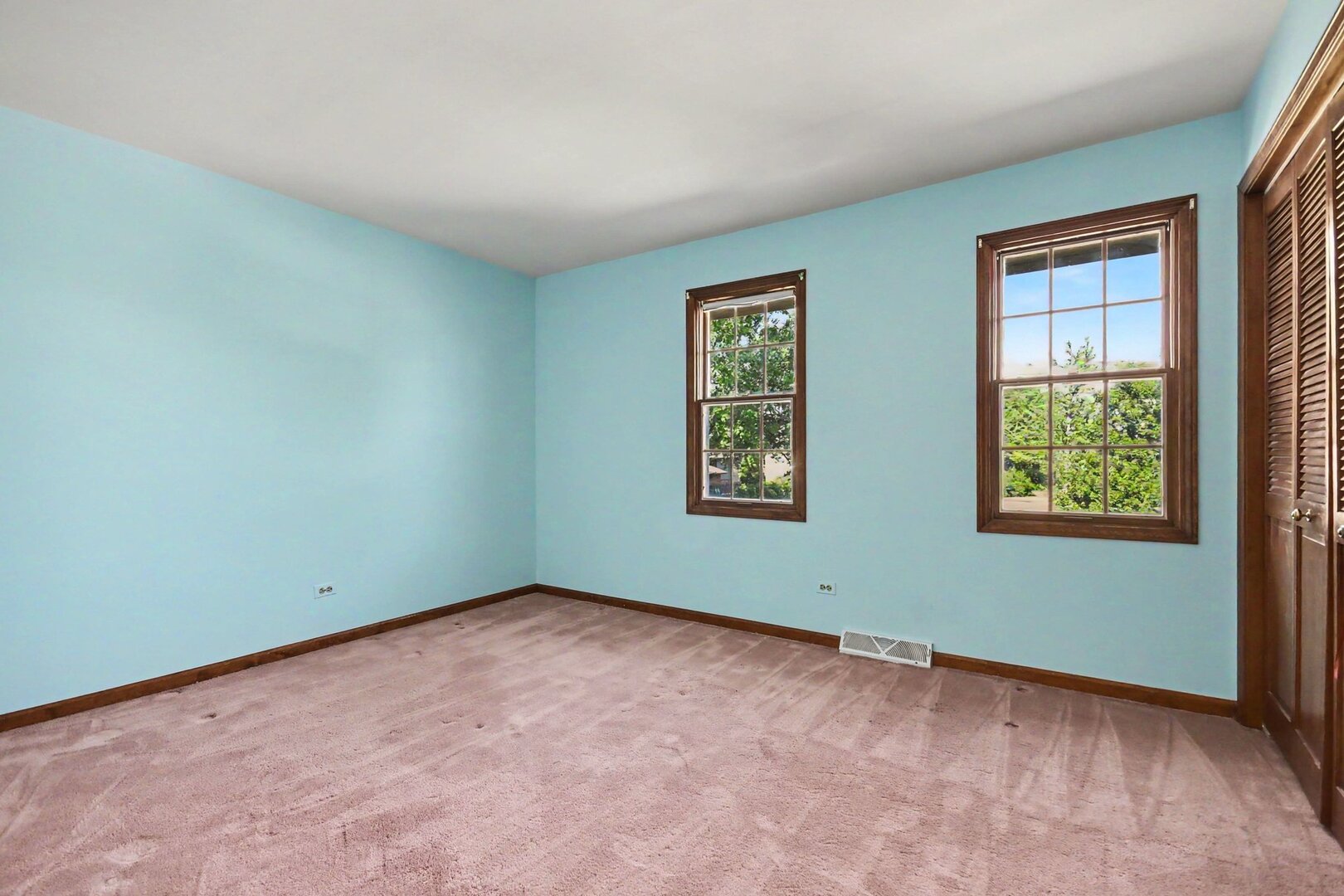 7221 Webster Street, Downers Grove, IL 60516