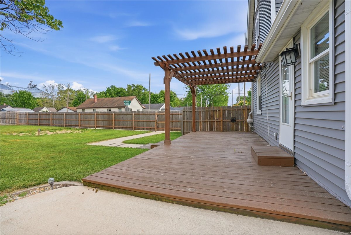 1101 N Western Avenue, Bloomington, IL 61701