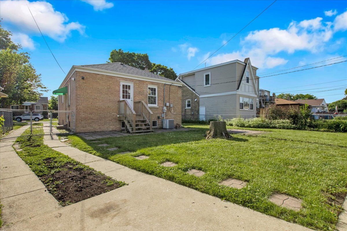 3122 Emerson Street, Franklin Park, IL 60131