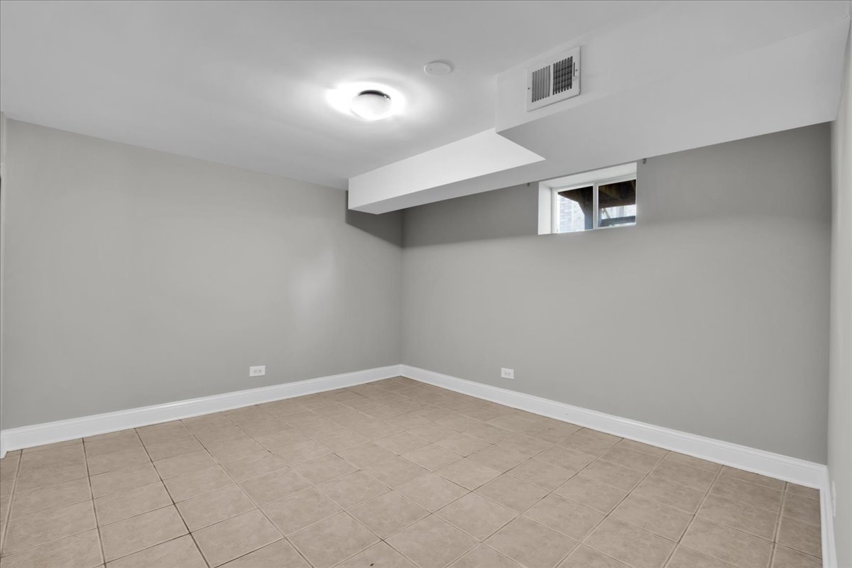 3122 Emerson Street, Franklin Park, IL 60131