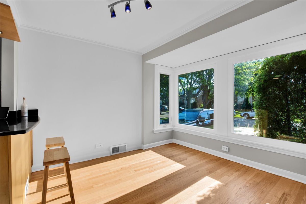 3122 Emerson Street, Franklin Park, IL 60131