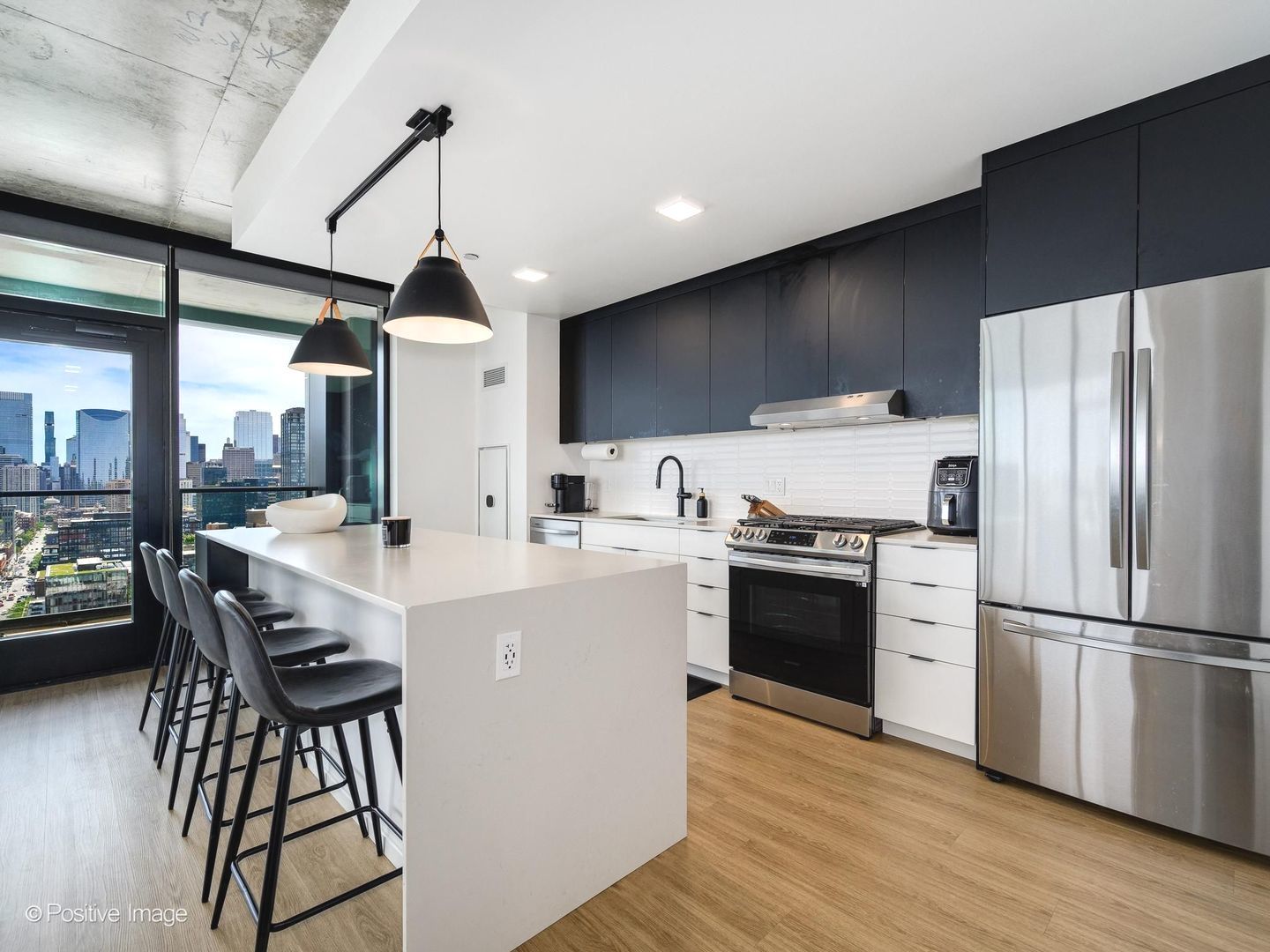 225 N Elizabeth Street #2502, Chicago, IL 60607