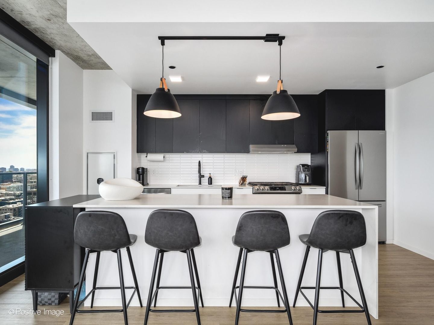 225 N Elizabeth Street #2502, Chicago, IL 60607