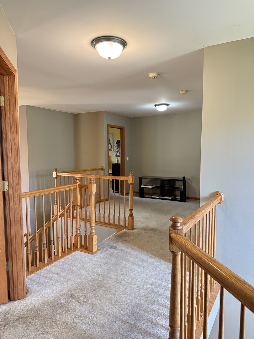 2023 Crosswind Drive, Plainfield, IL 60586